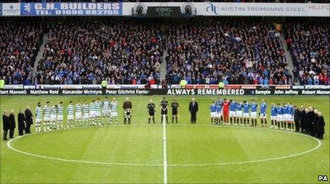 players fall silent for Ibrox disaster dead