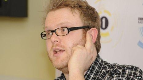 Huw Stephens