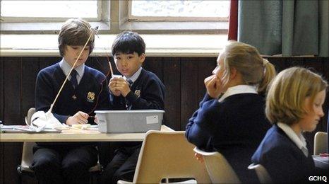 Children at Cheltenham science festival