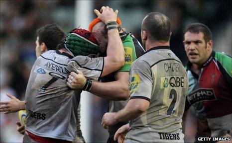 Marcos Ayerza and Joe Marler fight