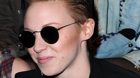 La Roux