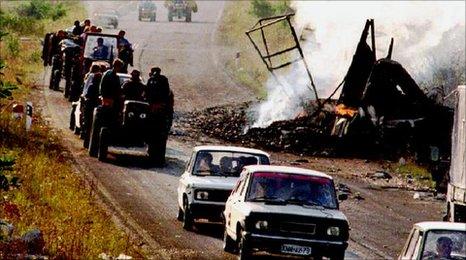 Serbs flee Croatia's Krajina region, 2005