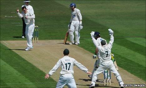 Graeme Swann traps Ed Joyce lbw