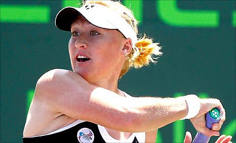 Elena Baltacha in action