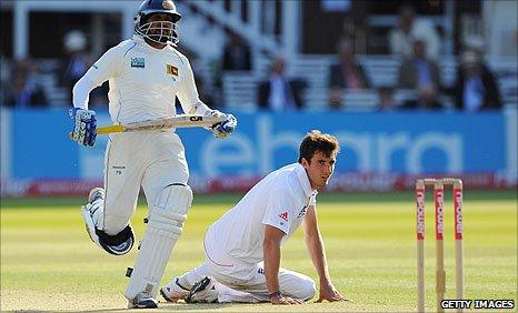 Steven Finn suffers on day two