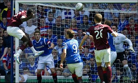 David Obua scores for Hearts