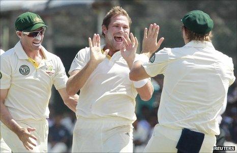 Ryan Harris and his Australia team-mates