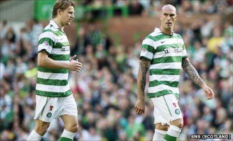 Celtic defenders Glenn Loovens (left) and Daniel Majstorovic