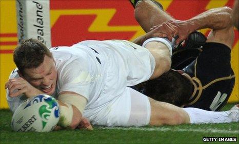 Chris Ashton scores England's winning try