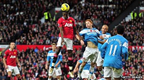 Danny Welbeck heading ball