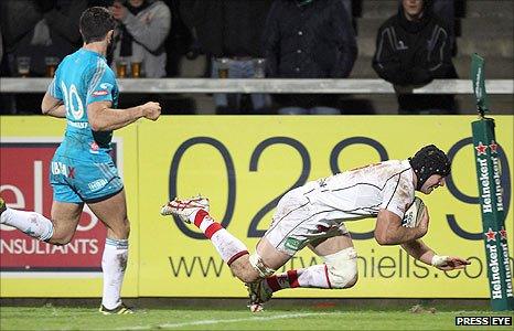 Ulster forward Stephen Ferris gets over for the first try against Aironi