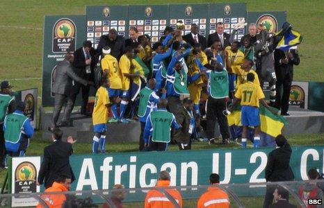 Gabon's U23 players celebrate winning the crown