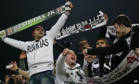 Besiktas fans were noisy at the Inonu Stadium