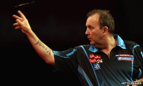 Phil Taylor won 3-0