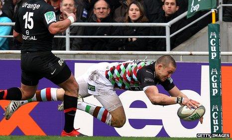 Mike Brown dives over to score Harlequins' first try in Toulouse