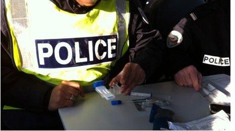 Roadside drug testing kit in France