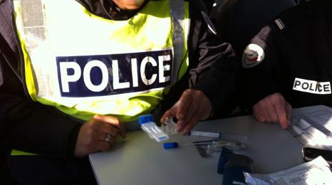 Roadside drug testing kit in France