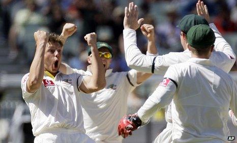 Australia celebrate a wicket