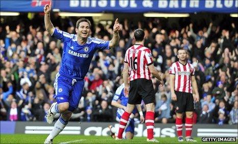 Frank Lampard celebrates his first-half goal against Sunderland