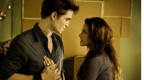 Robert Pattinson and Kristen Stewart