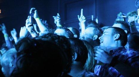 Gig audience