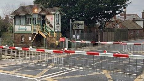 Sturry level crossing 