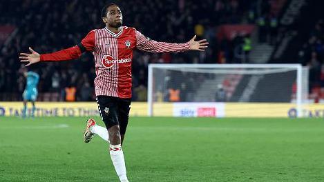 Southampton: Russell Martin praises Kyle Walker-Peters - BBC Sport