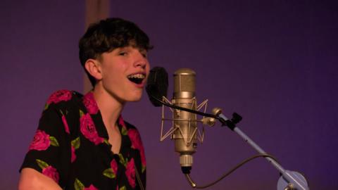 George performs 'Bad Guy'