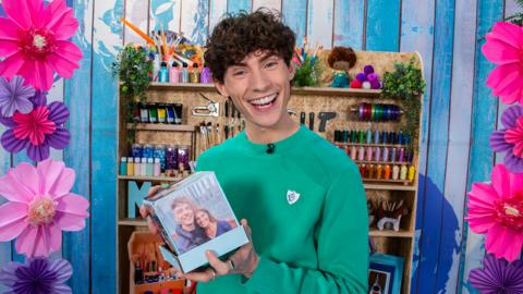 Make a 3D card with Blue Peter