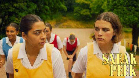 Darrell and Alicia go head to head in a school race.