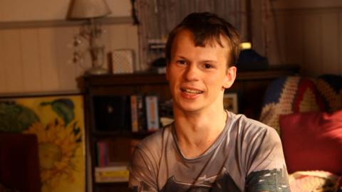 Behind The Scenes with... Frank