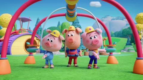 Image of the three characters from Piggy Builders