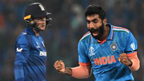 Jasprit Bumrah celebrates Joe Root wicket