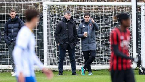 Richard Hughes and Andoni Iraola