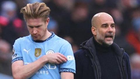 Kevin de Bruyne (left) and Pep Guardiola 