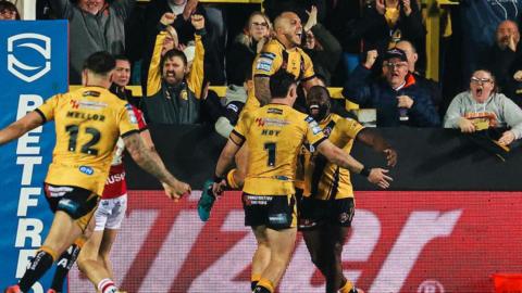 Muizz Mustapha celebrates scoring for Castleford