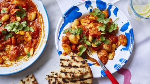 Curried butter beans with flatbreads