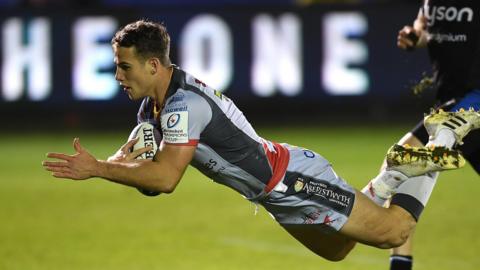 Kieran Hardy scores for Scarlets