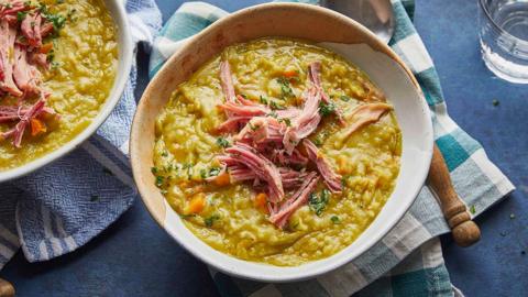 Slow cooker pea and ham soup