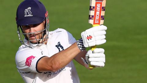 Warwickshire batsman Sam Hain