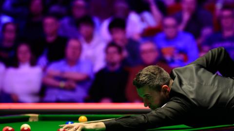 Mark Selby taking a shot at the 2024 Players Championship in Telford