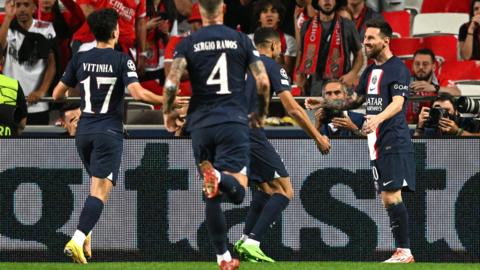 PSG celebrate scoring against Benfica