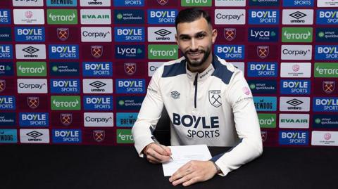Valentin Castellanos signs for West Ham 