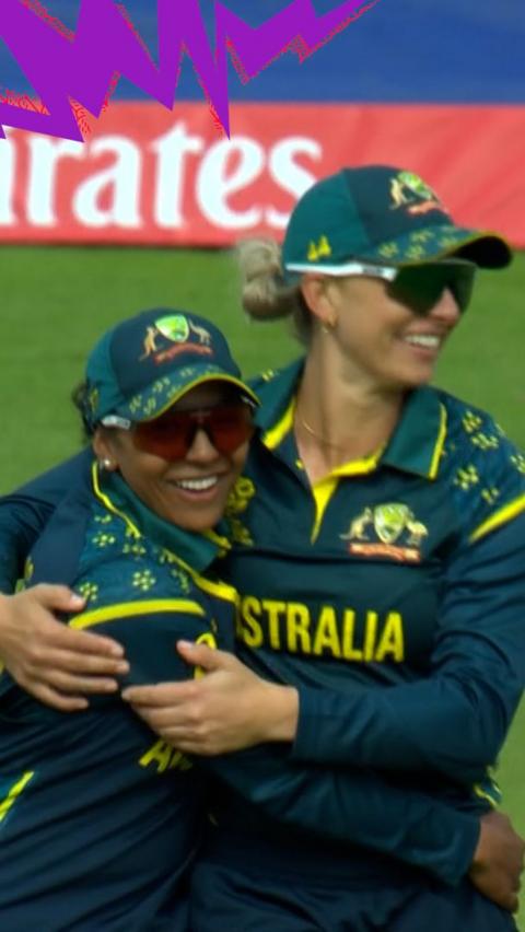 Alana King and Ashleigh Gardner