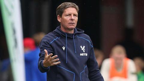 Oliver Glasner Manager of Crystal Palace looks frustrated during the pre-season friendly match between 1. FSV Mainz 05 and Crystal Palace
 