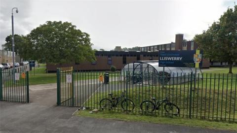 Ysgol Uwchradd Llyswyry