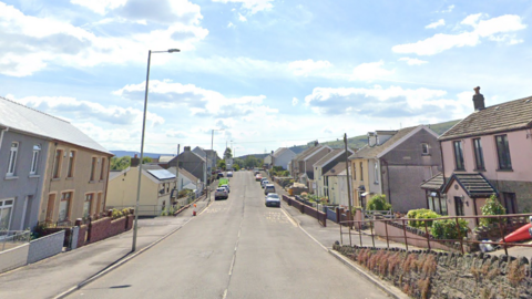 Brecon Road, Hirwaun