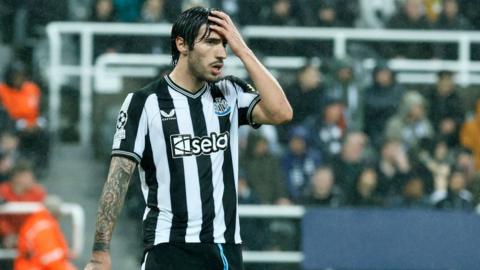 Sandro Tonali looks on while olaying for Newcastle United in the Premier League