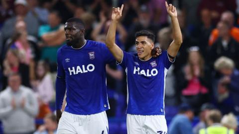 Cedric Kipre and Marcelino Nunez