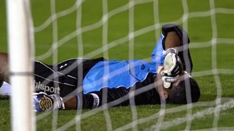 11 Apr 2001: Nicky Salapu #1 of American Samoa shows his disappointment after they were beaten 31 to nil by Australia which is a new world record during the Oceania group one World Cup qualifier match between Australia and American Samoa played at the Coffs Harbour International Sports Stadium in Coffs Harbour, Australia. 